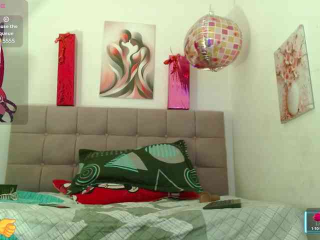 Lola-wish webcam