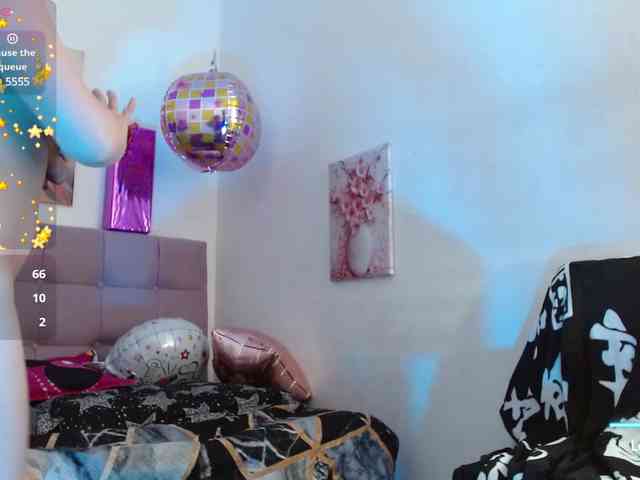 Lola-wish webcam