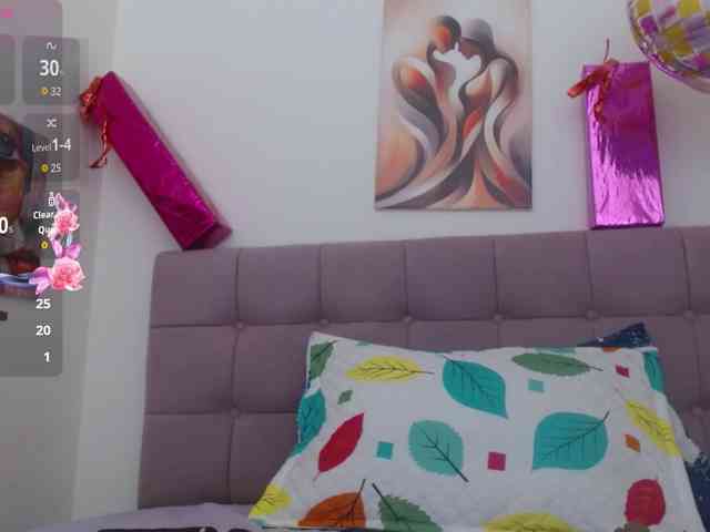 Lola-wish webcam