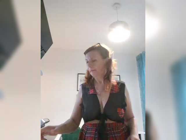 Sweetmurrr's BongaCams show and profile