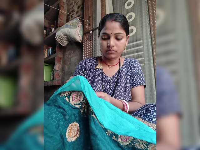 Tunnidelhi's BongaCams show and profile