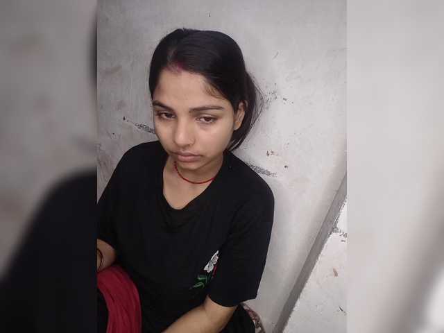 Tunnidelhi's BongaCams show and profile