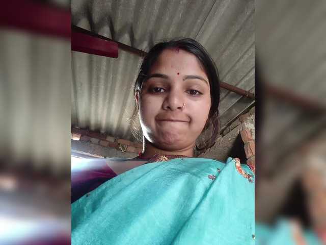 Tunnidelhi's BongaCams show and profile