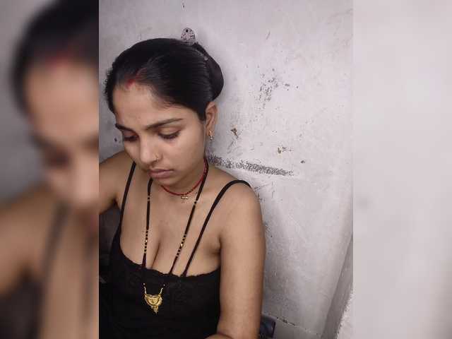 Tunnidelhi's BongaCams show and profile