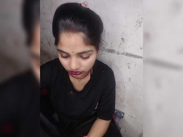 Tunnidelhi from BongaCams