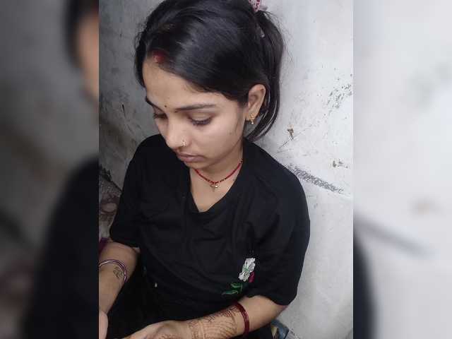 Tunnidelhi's BongaCams show and profile