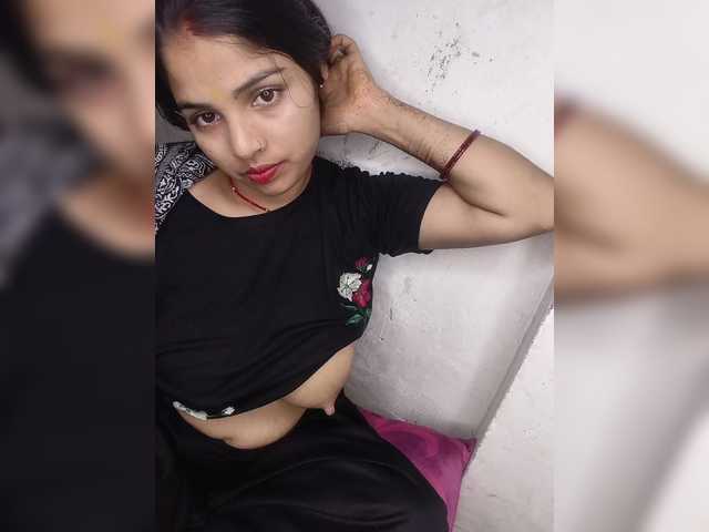 Tunnidelhi's BongaCams show and profile