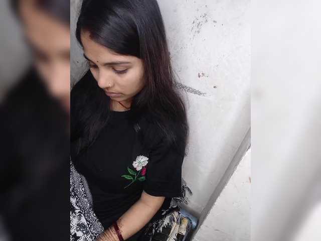 Tunnidelhi's BongaCams show and profile