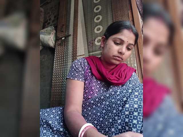 Tunnidelhi's BongaCams show and profile