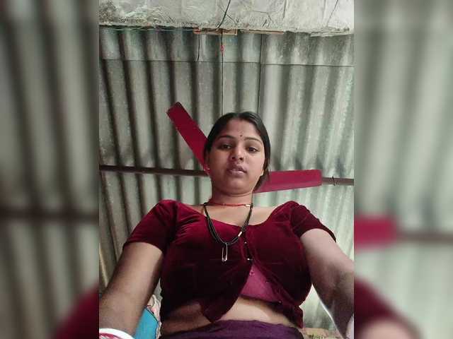 Tunnidelhi's BongaCams show and profile