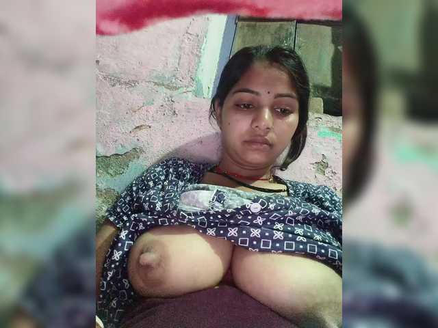 Tunnidelhi's BongaCams show and profile