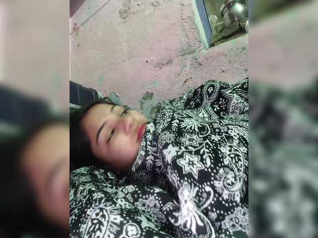 Profile and Statistics for Tunnidelhi on BongaCams