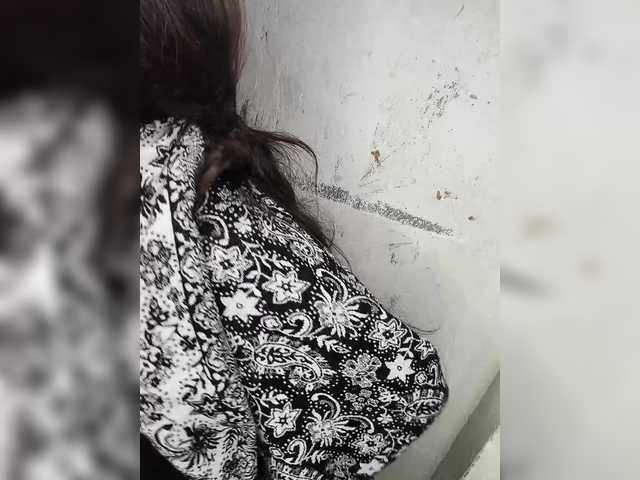 Tunnidelhi's BongaCams show and profile