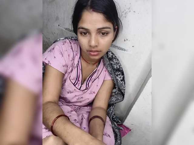 Tunnidelhi's BongaCams show and profile