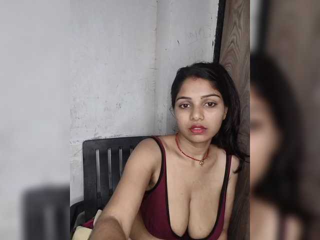 Explore 22 years old Tunnidelhi from BongaCams Tunnidelhi from BongaCams