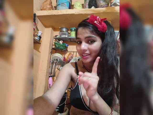 adult camming Tunnidelhi