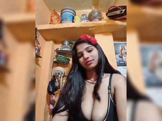 Tunnidelhi Live Webcam on BongaCams