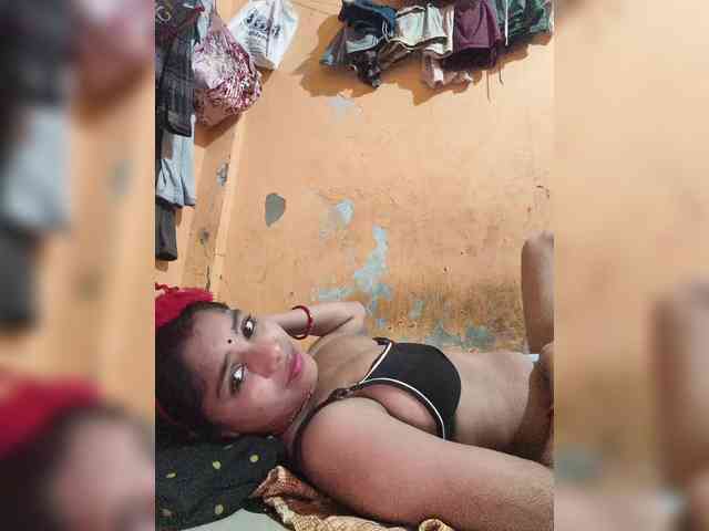 Tunnidelhi Live Webcam on BongaCams