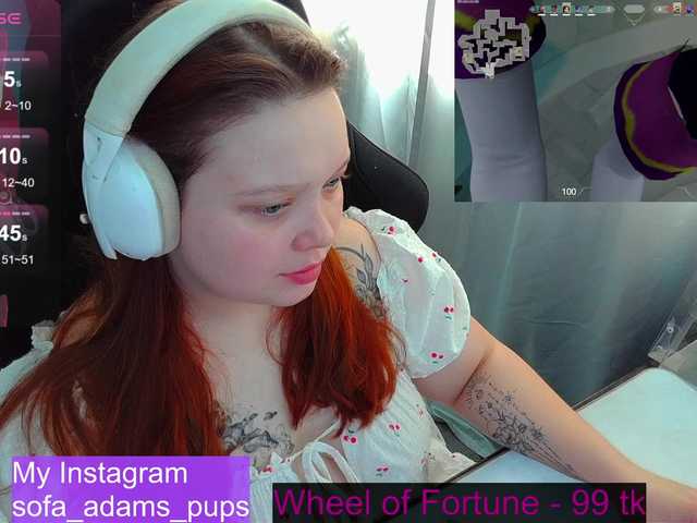 AlinaAdams's BongaCams show and profile