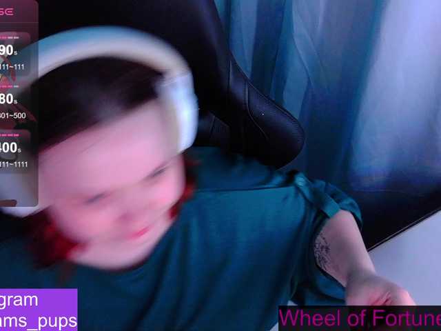 AlinaAdams's BongaCams show and profile