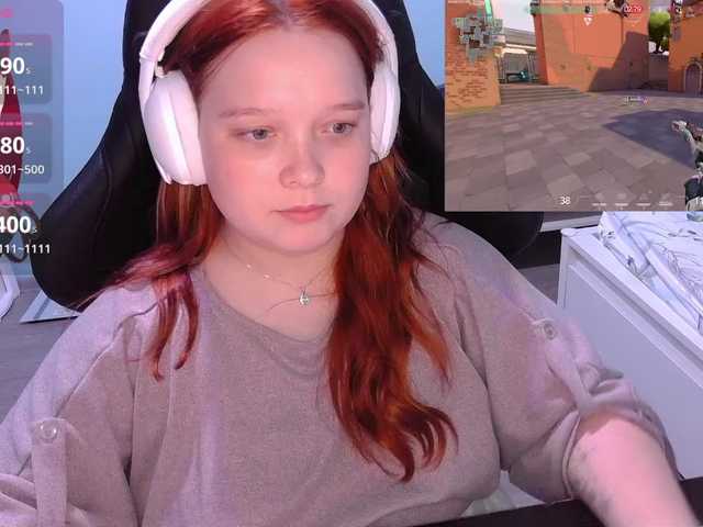 порно AlinaAdams