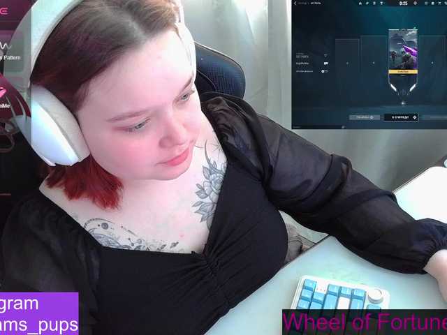 AlinaAdams's BongaCams show and profile