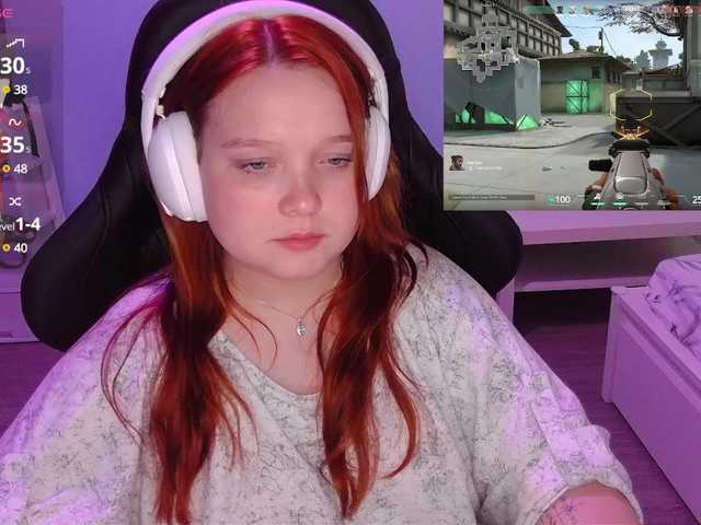 AlinaAdams on BongaCams 