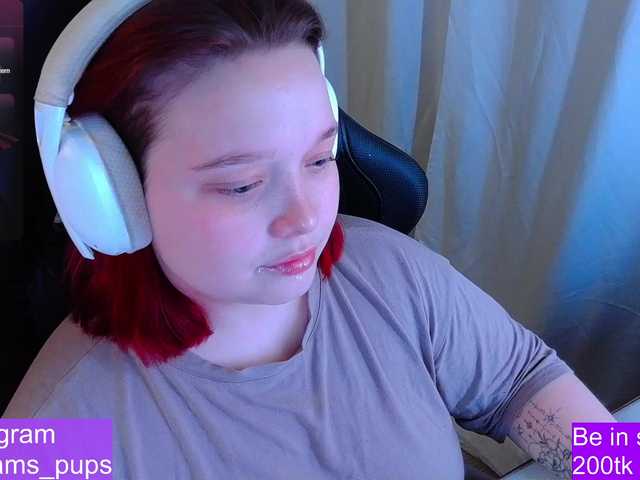 AlinaAdams's BongaCams show and profile