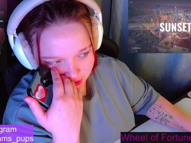 AlinaAdams live cam profile