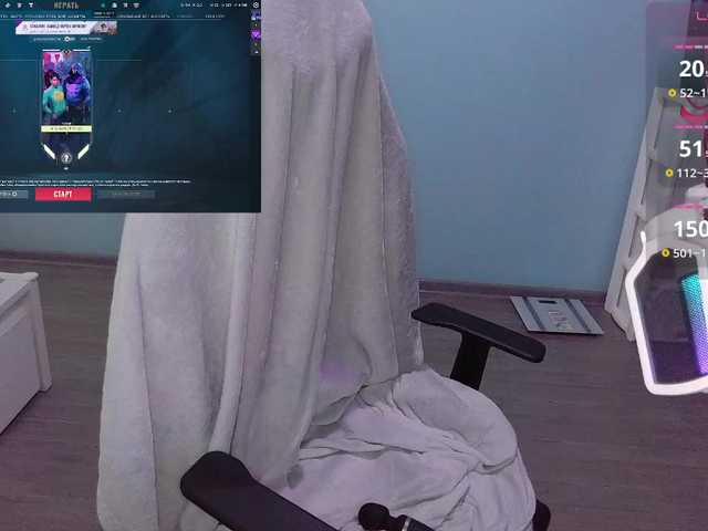  AlinaAdams chat room