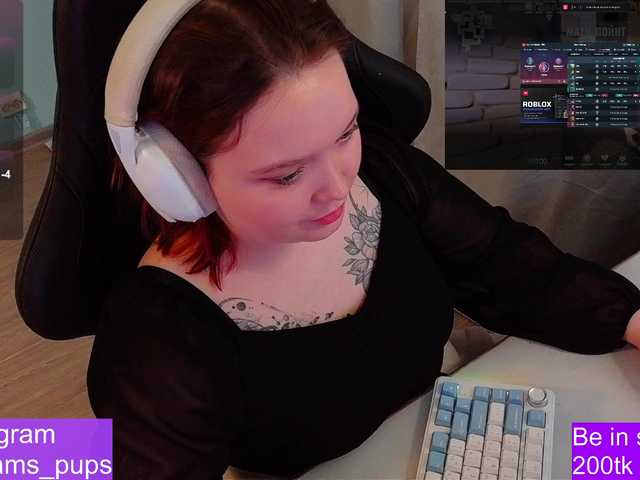 AlinaAdams's BongaCams show and profile