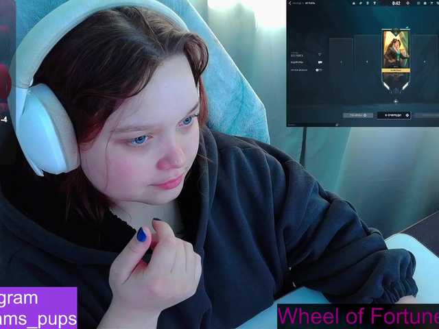 AlinaAdams's BongaCams show and profile