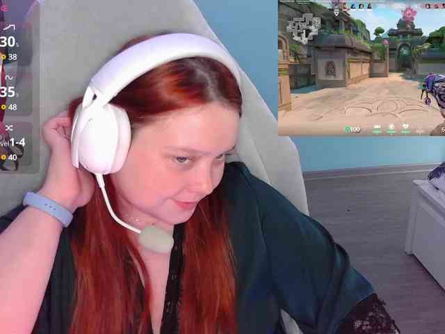 AlinaAdams webcam