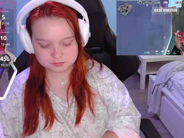 AlinaAdams webcam