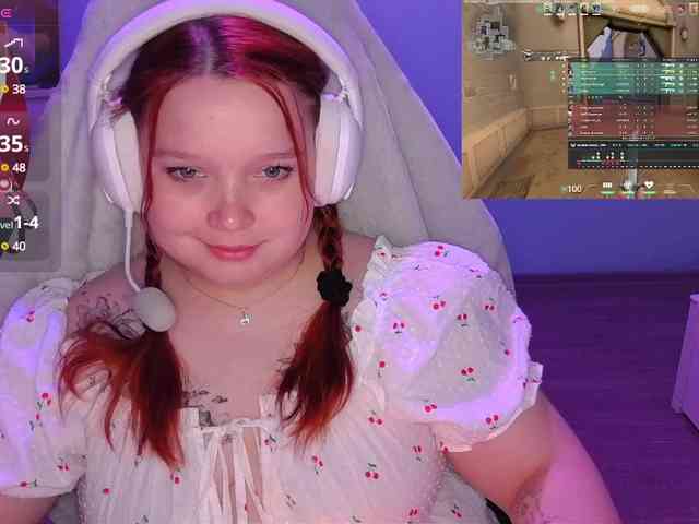 AlinaAdams webcam