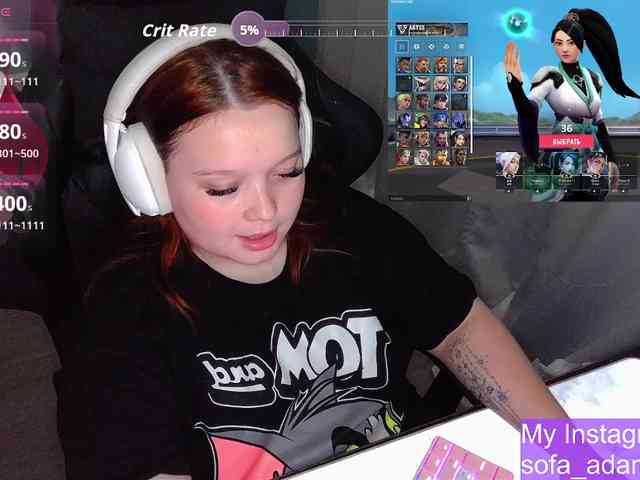AlinaAdams webcam