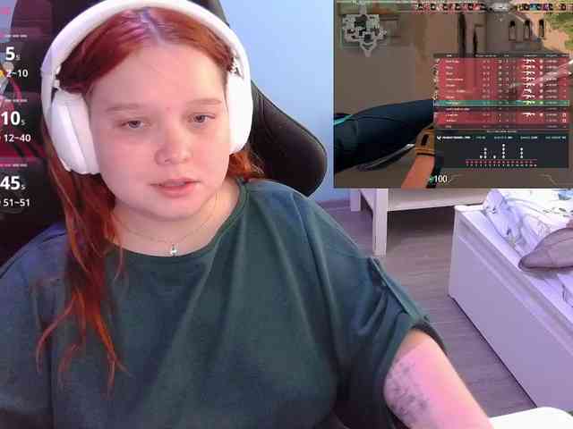 AlinaAdams webcam