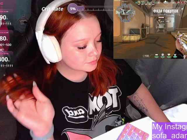 AlinaAdams webcam