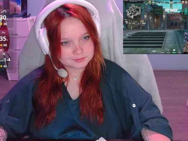 AlinaAdams webcam