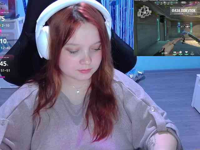 AlinaAdams webcam