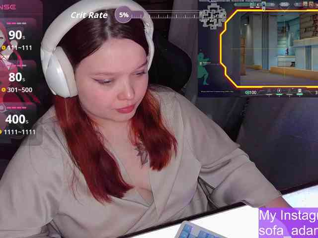 AlinaAdams AlinaAdams