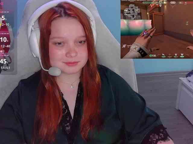 AlinaAdams webcam