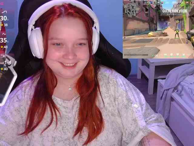 AlinaAdams webcam