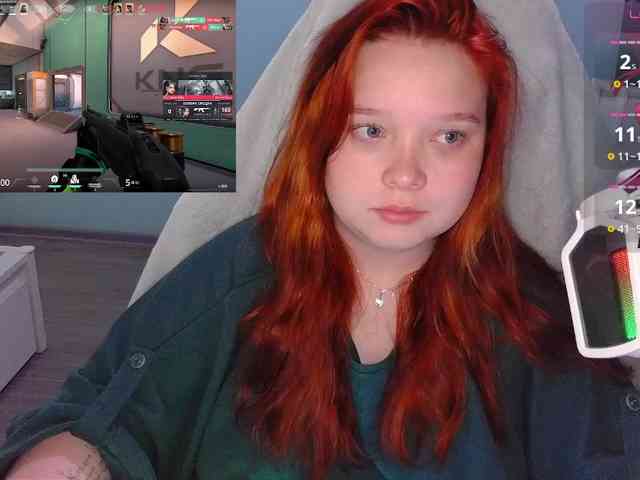AlinaAdams webcam