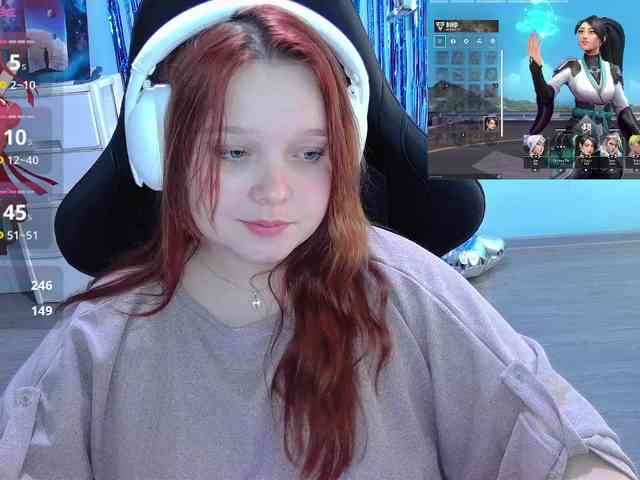 AlinaAdams webcam