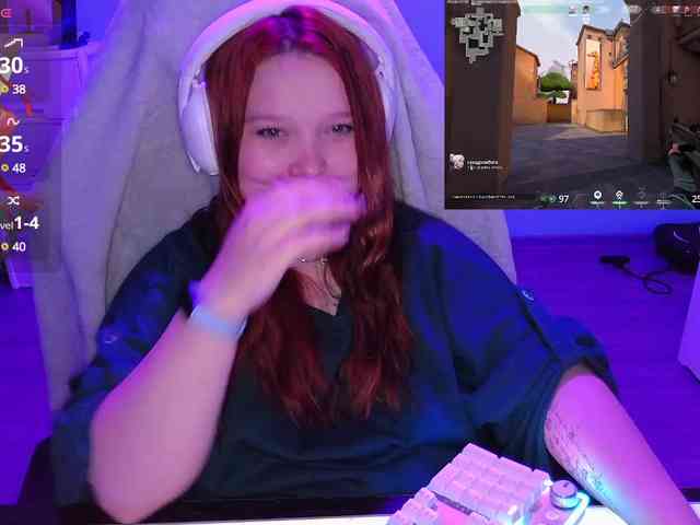 AlinaAdams webcam