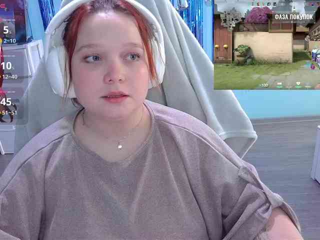 AlinaAdams webcam