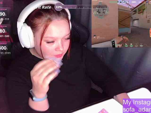 AlinaAdams webcam
