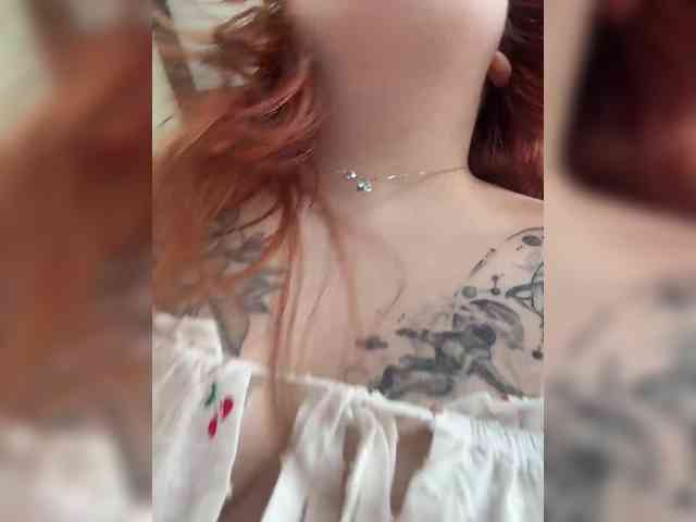 AlinaAdams webcam