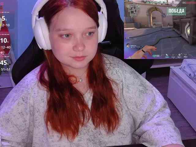 AlinaAdams webcam